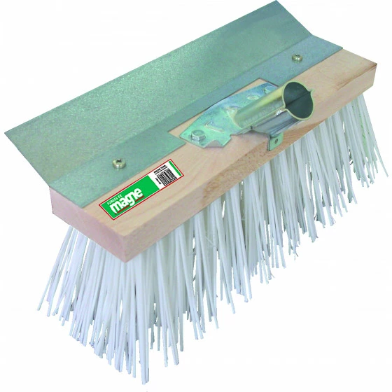 BALAI/RACLOIR POLYPRO POUR ENROBES A CHAUD 33CM DOUILLE METAL EM 150 FORGES DE MAGNE - 384130 1 BALAI/RACLOIR POLYPRO POUR ENROBES A CHAUD 33CM DOUILLE METAL EM 150 FORGES DE MAGNE - 384130